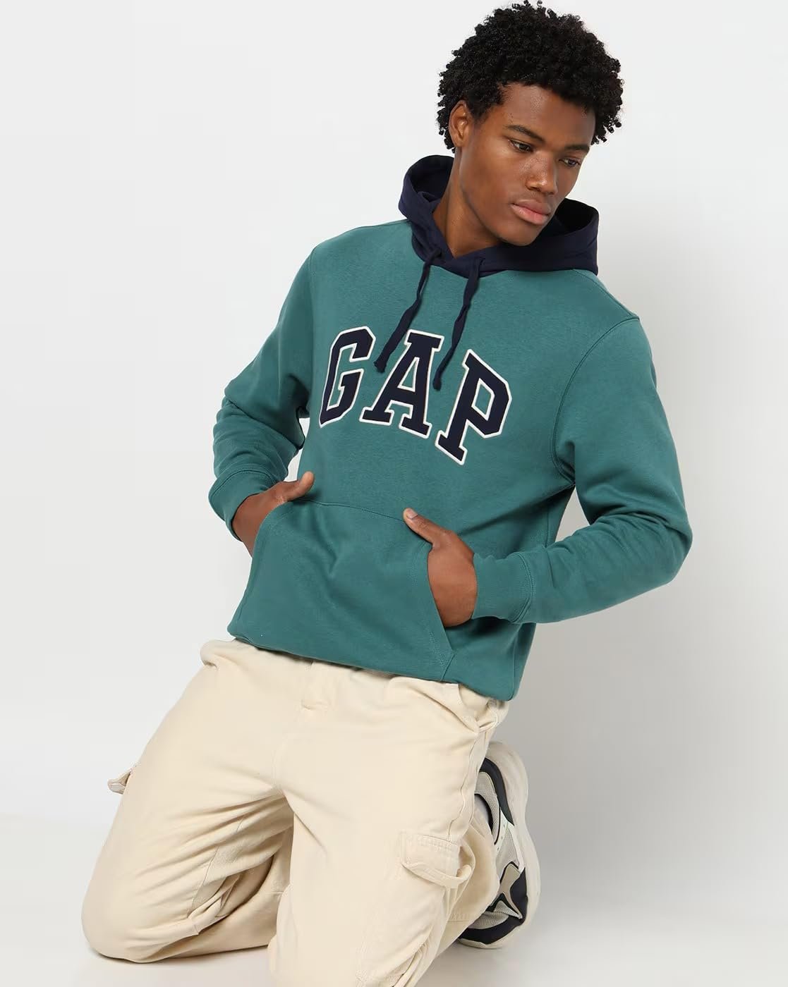 Men Embroidered Relaxed Fit Hooded Neck Full Sleeve Sweatshirt,Green