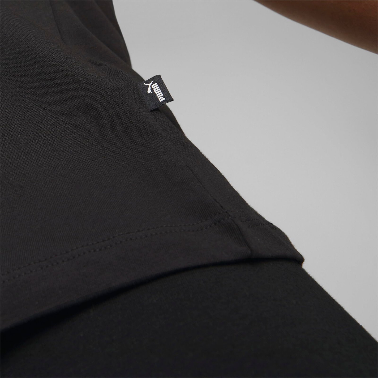 Women's Essentials Logo T-Shirt | 100% Cotton Regular Fit T-Shirt for Women | Ribbed Crew Neck | Iconic Logo | Ideal for Workouts, Casual Outings & Everyday Wear