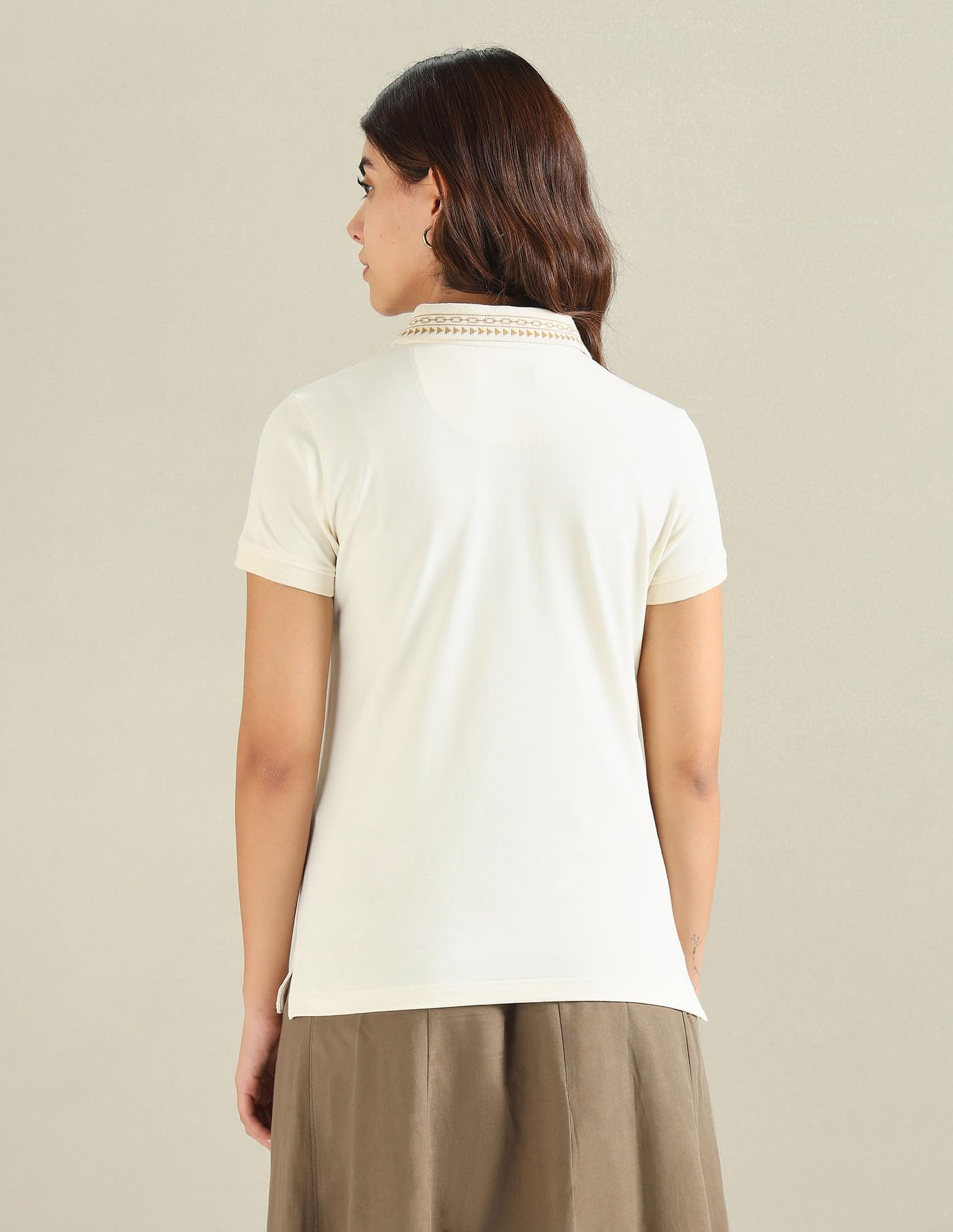 Women's Geometric Detail Pique Polo Shirt (UWSS24PTS017_Beige)