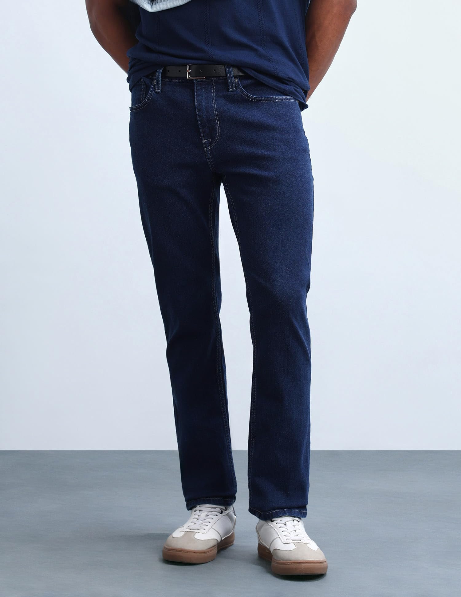 Freddie Slim Straight Fit Jeans (FMJEN6697_Indigo)